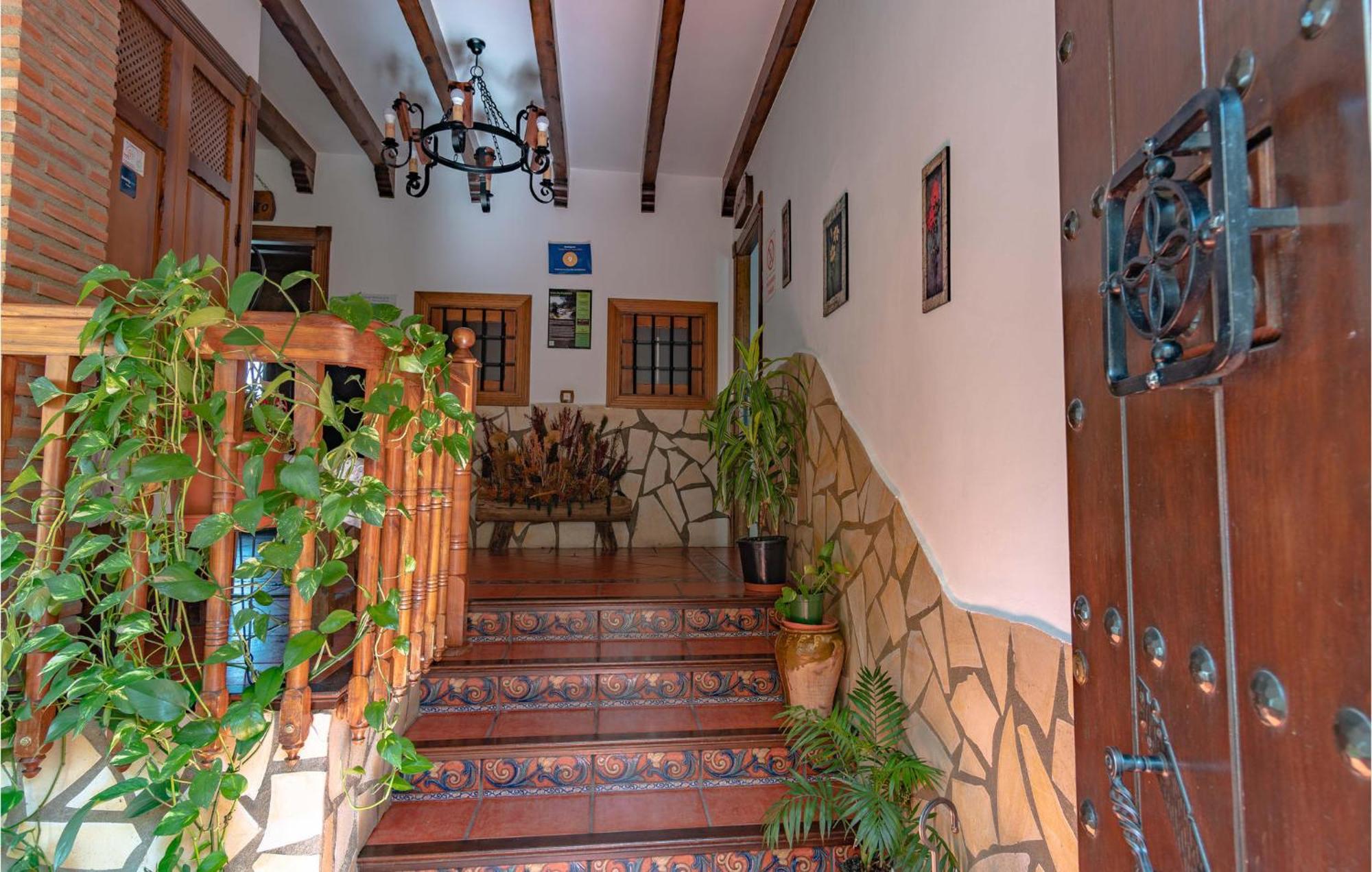 1 Bedroom Lovely Home In Mecina Bombarón Exteriér fotografie